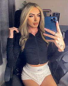 Amateur Tranny Private Pics