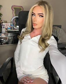 Amateur Tranny Private Pics