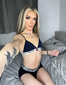 Amateur Tranny Private Pics